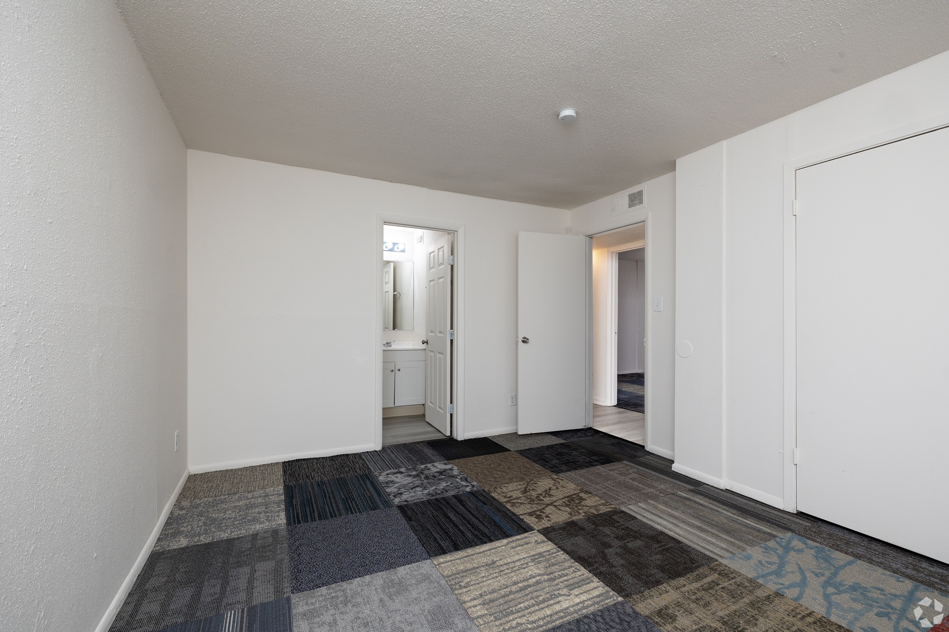 Windham Chase Apartments master bedroom in Saint Louis, MO
